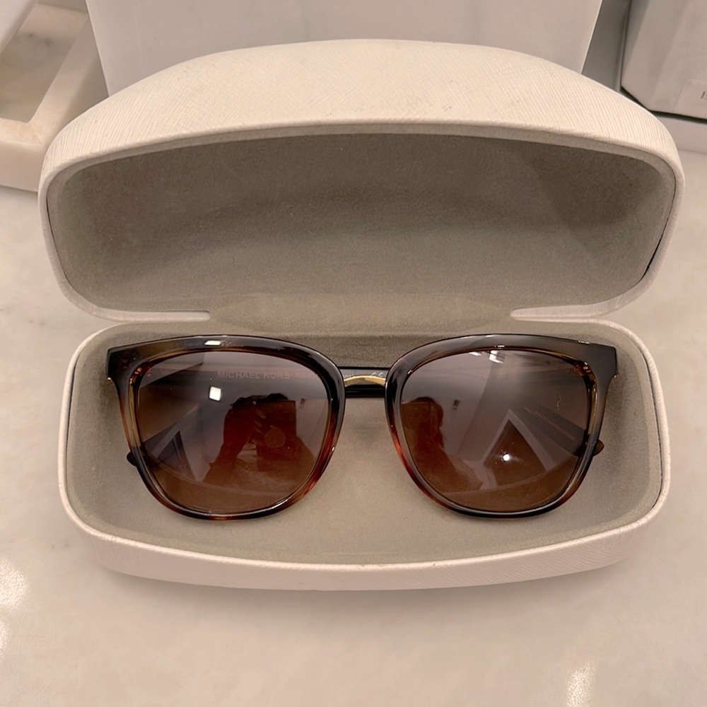 Michael Kors Sunglasses - Mykonos MK6047